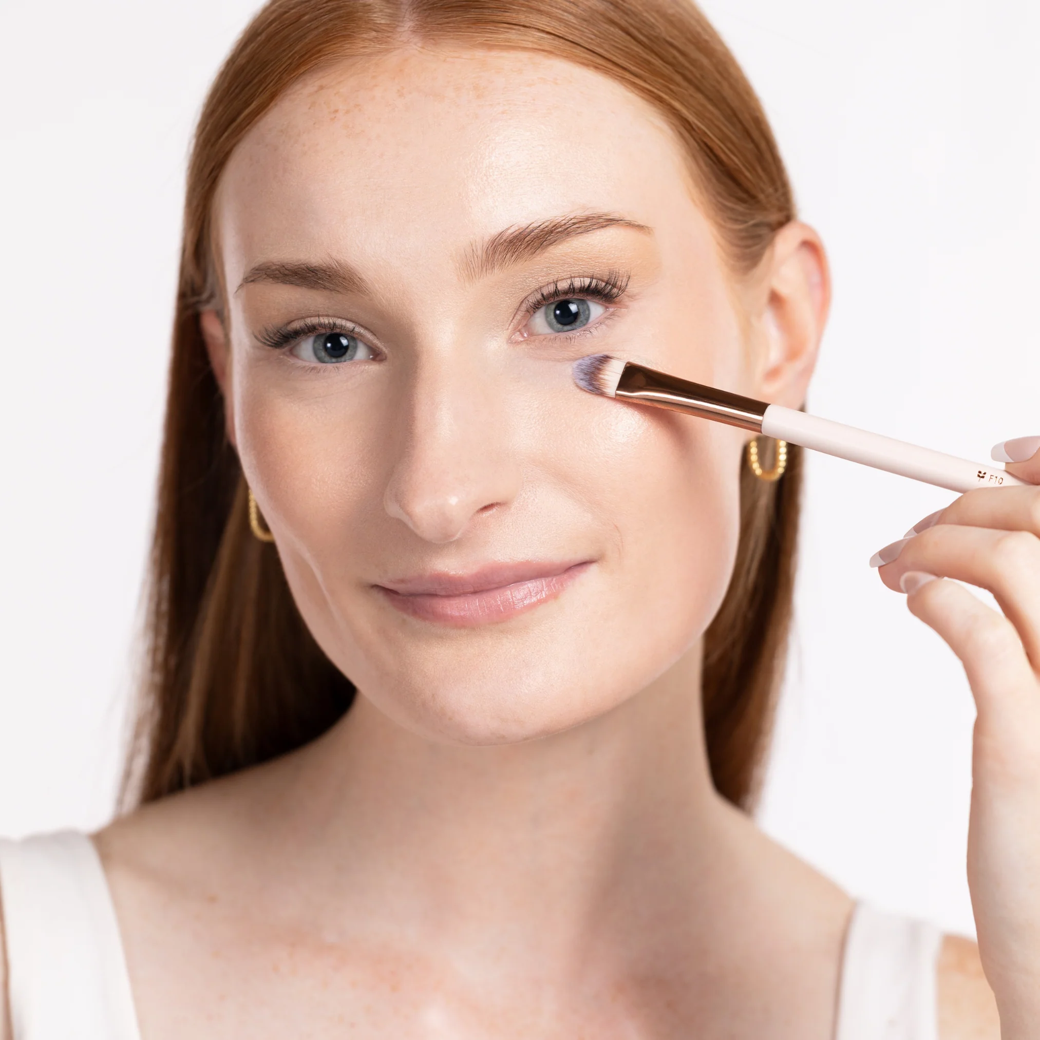 F10 - Concealer Brush - Image 3