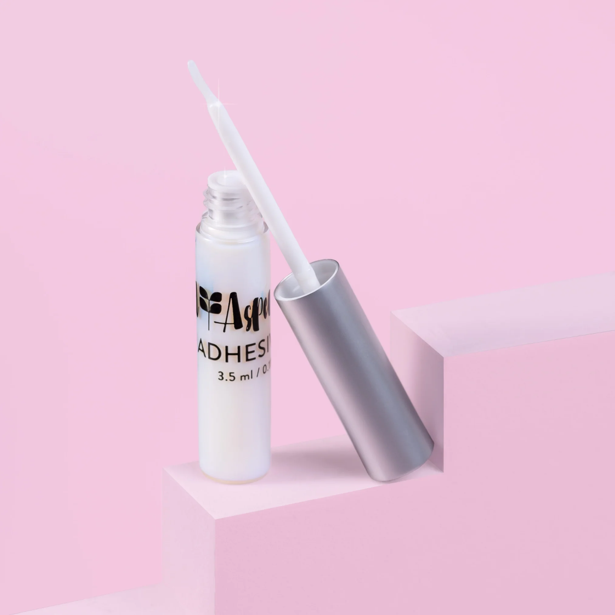 Lash Adhesive - Image 3